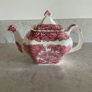 Vintage Mason’s “Vista”  Pattern Red Transferware Ironstone Tea Pot